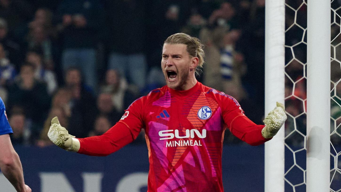 Loris Karius hat seinen Vertrag bei Schalke 04 verlängert. Loris Karius hat seinen Vertrag bei Schalke 04 verlängert.