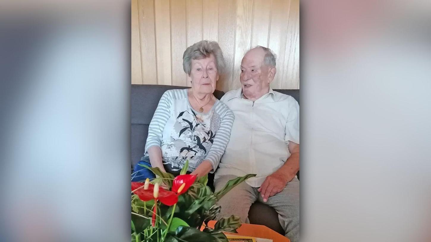 Gisela und Martin Maluche aus Schwabach feierten im Mai ein stolzes Jubiläum: Seit 70 Jahren sind sie verheiratet. Gisela und Martin Maluche aus Schwabach feierten im Mai ein stolzes Jubiläum: Seit 70 Jahren sind sie verheiratet.