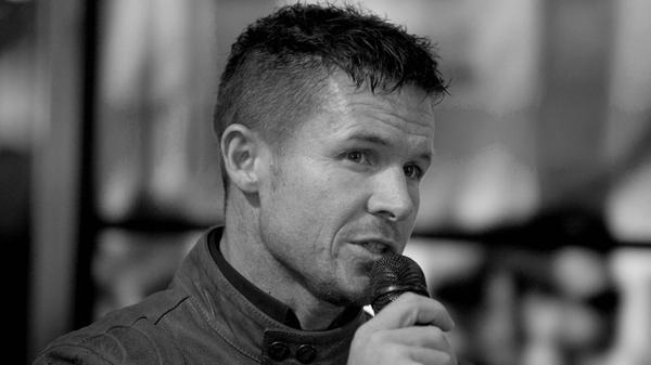 Durch seinen Sprung aus der Stratosphäre wurde Felix Baumgartner 2012 weltweit bekannt. Nach mehreren Medienberichten ist der Extremsportler am 17. Juli 2025 bei einem Unglück im italienischen Porto Sant‘Elpidio im Alter von 56 Jahren gestorben.