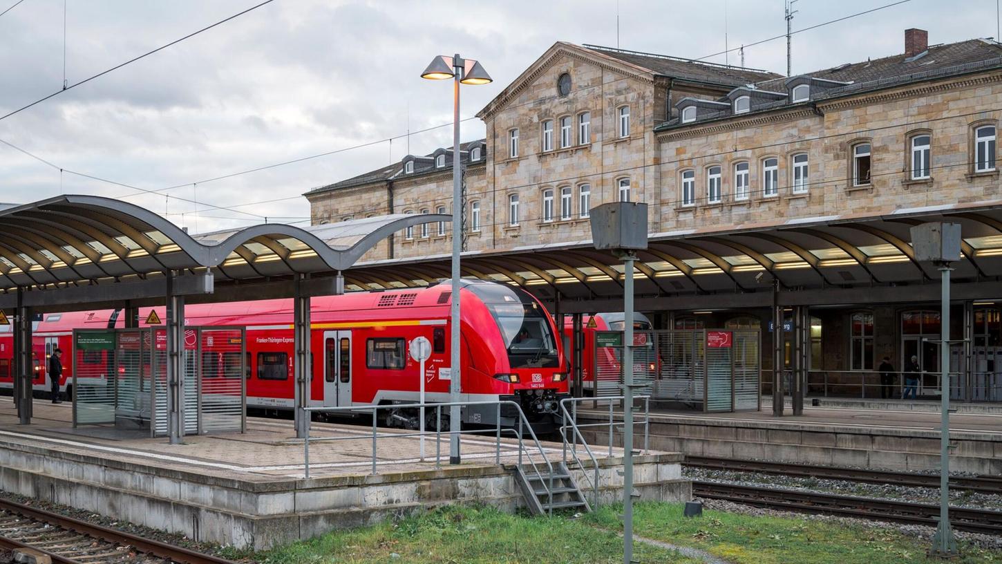 Der Bahnhof Bamberg war Schauplatz eines ungewöhnlichen Notfalls. (Symbolbild) Der Bahnhof Bamberg war Schauplatz eines ungewöhnlichen Notfalls. (Symbolbild)