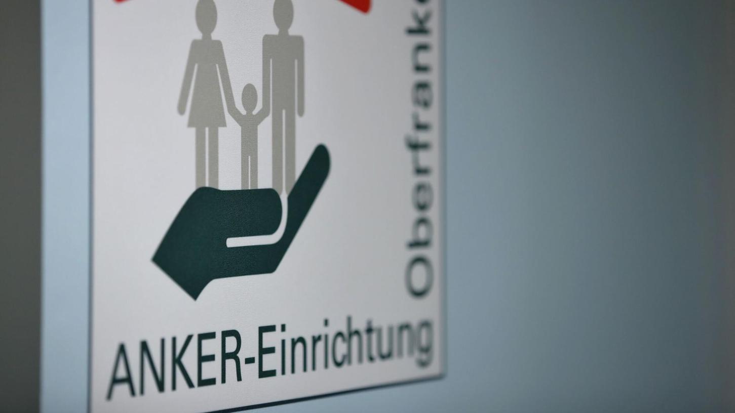 In der Ankereinrichtung Oberfranken lebten im Mai 2025 deutlich weniger Asylsuchende als vor einem Jahr. (Archivbild) In der Ankereinrichtung Oberfranken lebten im Mai 2025 deutlich weniger Asylsuchende als vor einem Jahr. (Archivbild)