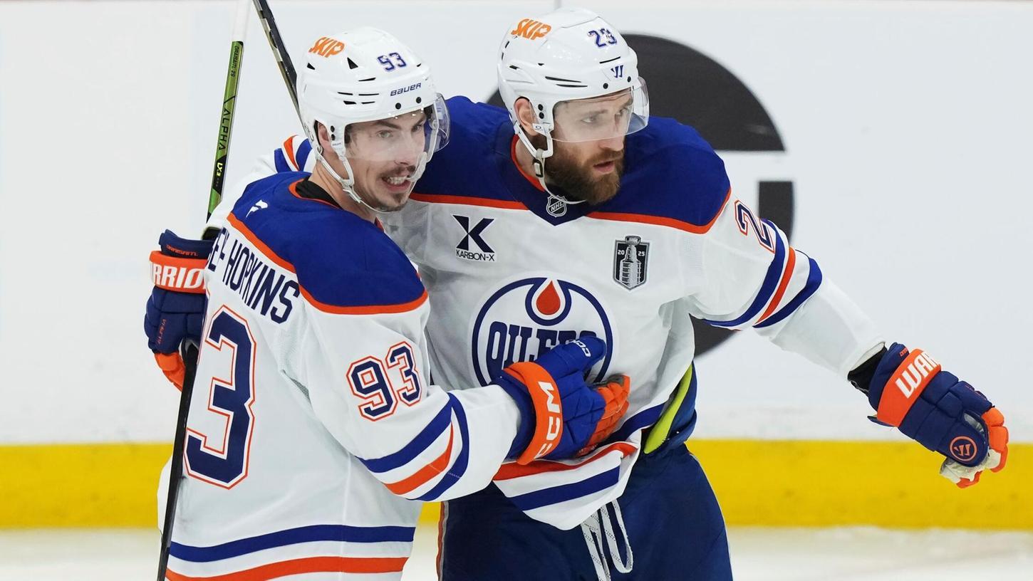 Leon Draisaitl (r) schoss die Oilers erneut zum Sieg in der Verlängerung. Leon Draisaitl (r) schoss die Oilers erneut zum Sieg in der Verlängerung.