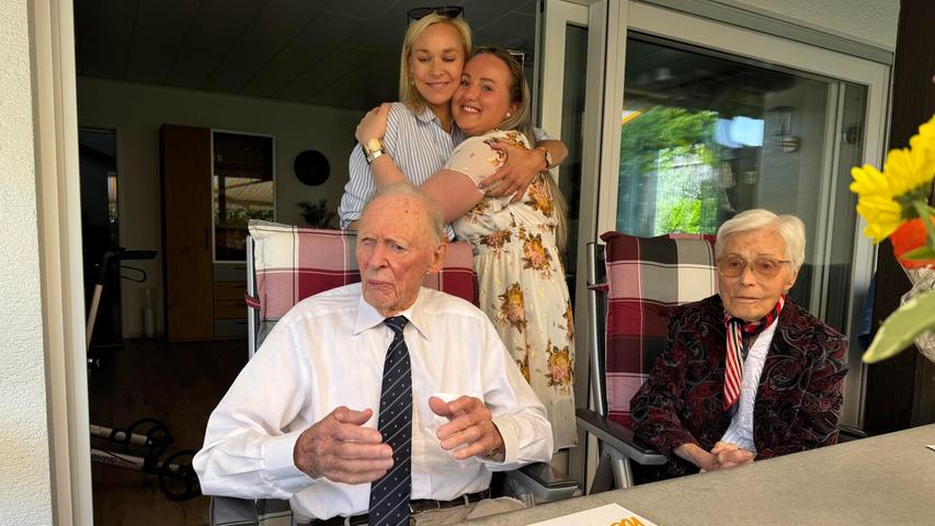 Gnadenhochzeit in Niederdorf: Mit der Horex gelang 1955 die Flucht Gnadenhochzeit in Niederdorf: Mit der Horex gelang 1955 die Flucht