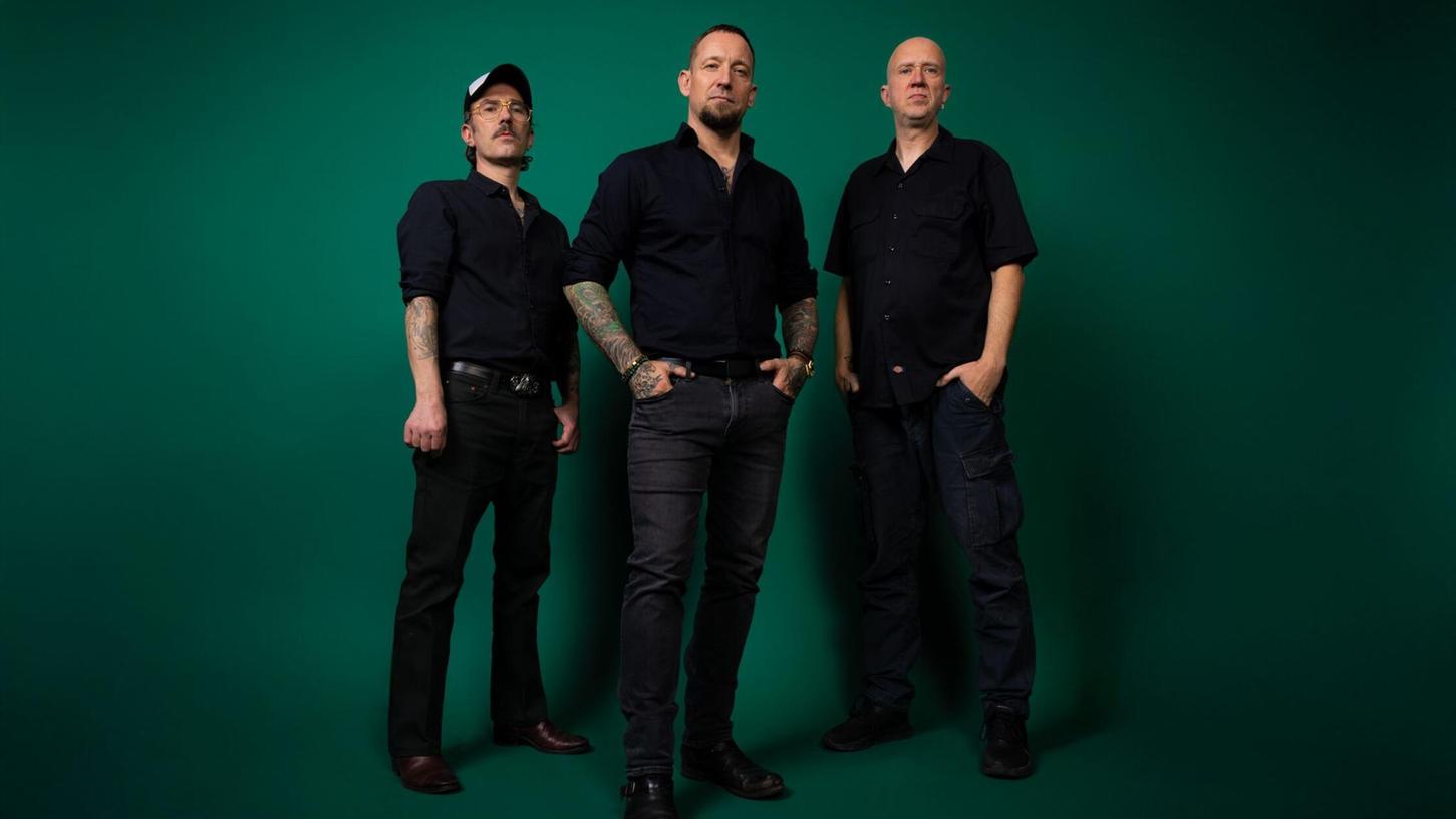Die dänische Metal-Band Volbeat eroberte Platz eins der Charts. Die dänische Metal-Band Volbeat eroberte Platz eins der Charts.