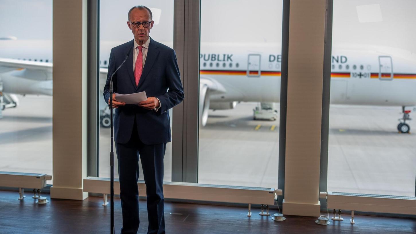 Bundeskanzler Merz fliegt zum G7-Gipfel - und dort wird auch die Eskalation im Konflikt zwischen Israel und dem Iran wei oben auf der Agenda stehen. Bundeskanzler Merz fliegt zum G7-Gipfel - und dort wird auch die Eskalation im Konflikt zwischen Israel und dem Iran wei oben auf der Agenda stehen.