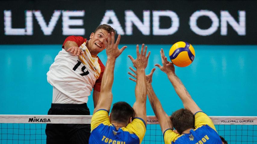 Deutsche Volleyballer verlieren auch gegen Bulgarien knapp Deutsche Volleyballer verlieren auch gegen Bulgarien knapp