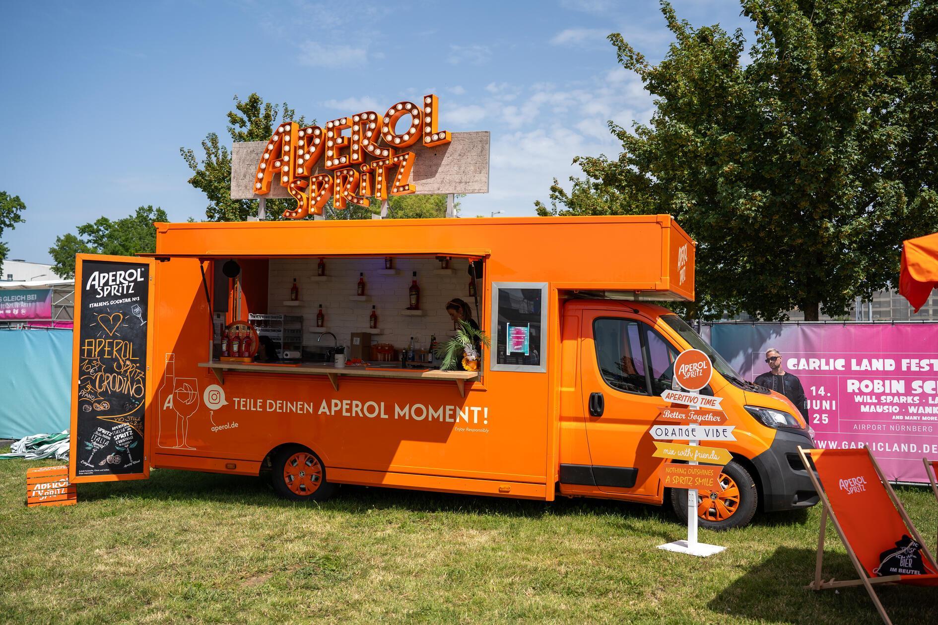 Für Abkühlung sorgten kalte Drinks und kostenlose Wasserspender.