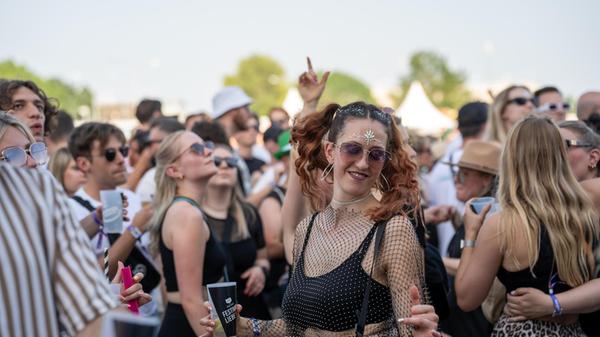 Die Veranstalter werk :b events ziehen ein positives Fazit: "Ein großartiger Tag für die Musikfans und uns und ein toller Start in die Festivalreihe", erklärt Geschäftsführer Christopher Dietz in einer Pressemitteilung.