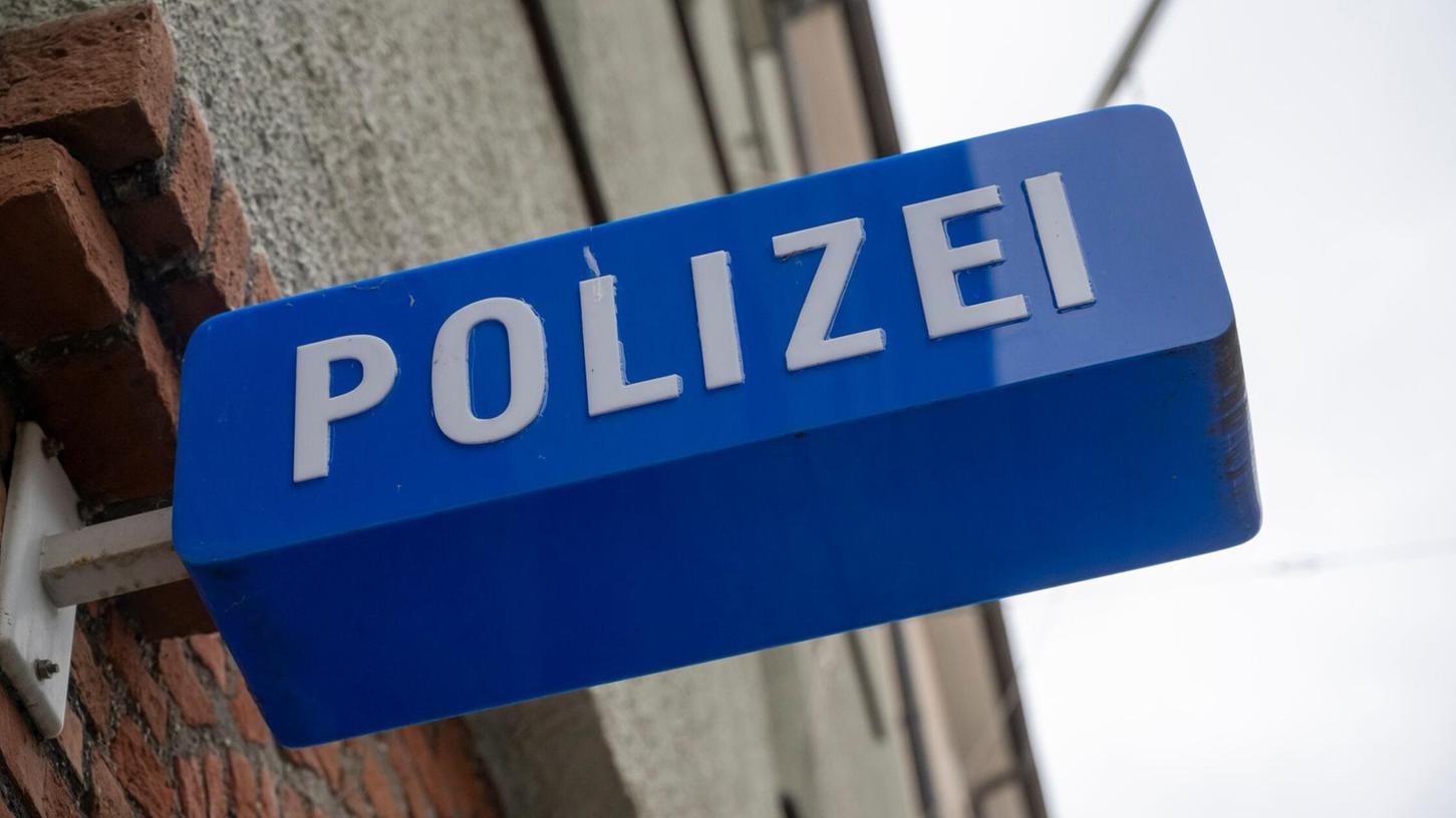 Der 36-Jährige kam wegen des Verdachts auf Mord in Untersuchungshaft. (Symbolbild) Der 36-Jährige kam wegen des Verdachts auf Mord in Untersuchungshaft. (Symbolbild)