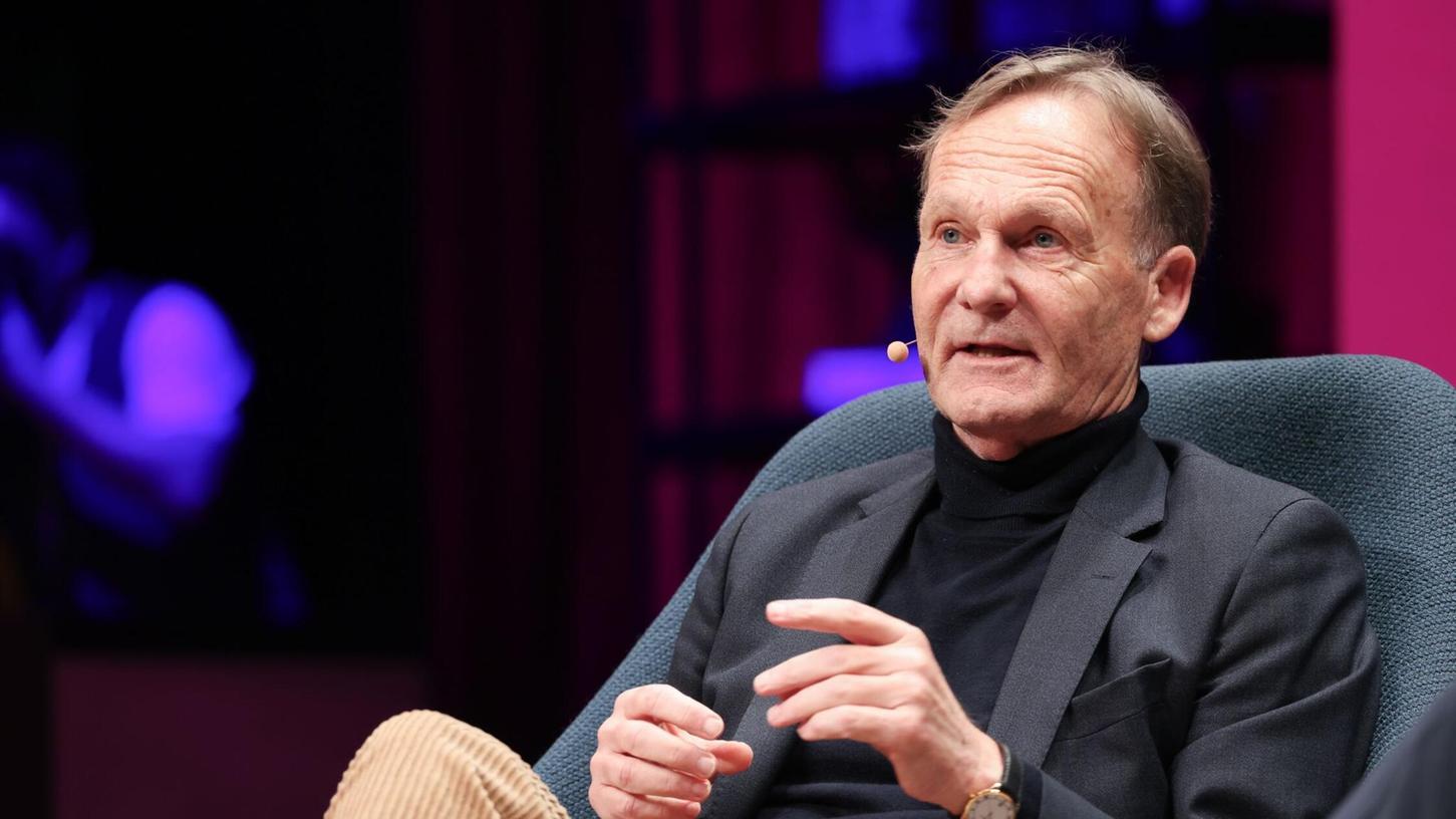 Hans-Joachim Watzke sieht viel Potenzial für die Club-WM. Hans-Joachim Watzke sieht viel Potenzial für die Club-WM.