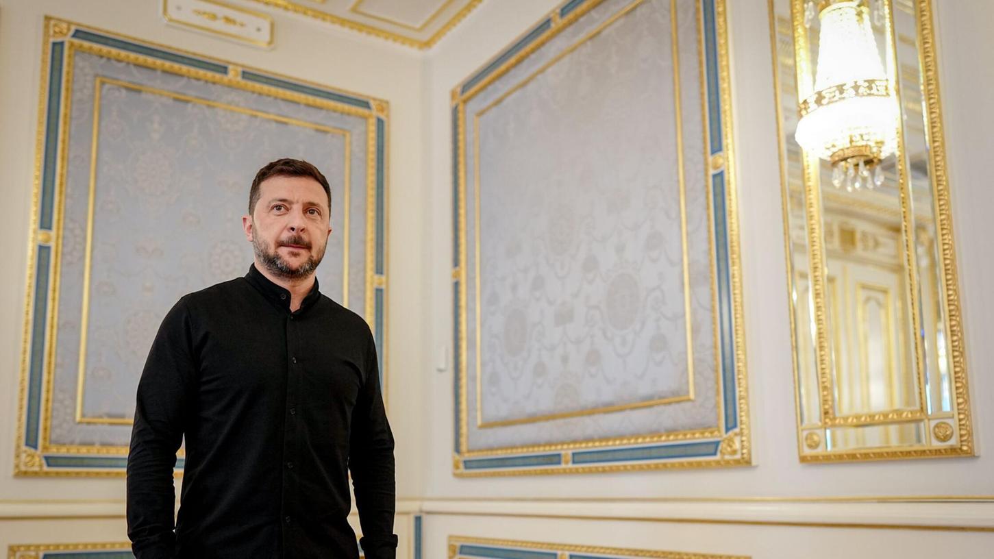 Der ukrainische Präsident Wolodymyr Selenskyj fordert schärfere Sanktionen gegen Russland. (Archivbild) Der ukrainische Präsident Wolodymyr Selenskyj fordert schärfere Sanktionen gegen Russland. (Archivbild)