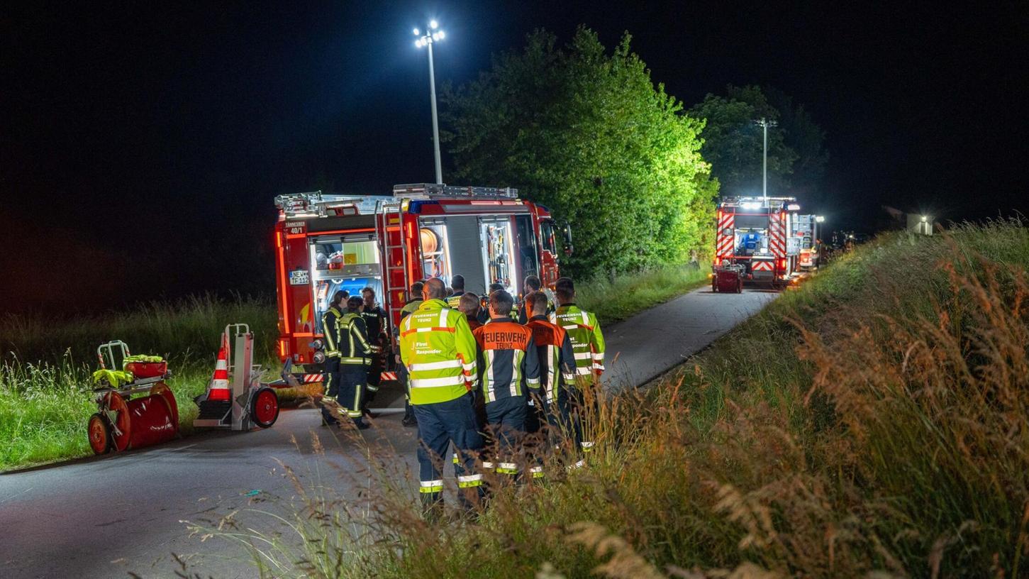 In der bayrischen Oberpfalz verunglückten zwei Insassen eines Golfkarts tödlich. In der bayrischen Oberpfalz verunglückten zwei Insassen eines Golfkarts tödlich.