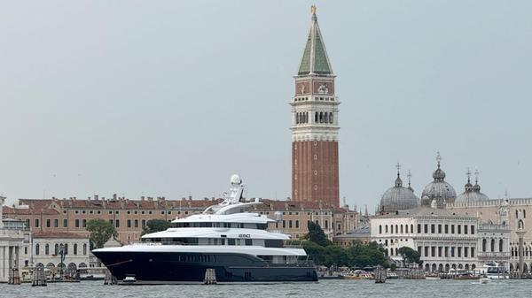 Vor der Bezos-Hochzeit in Venedig3613.jpg