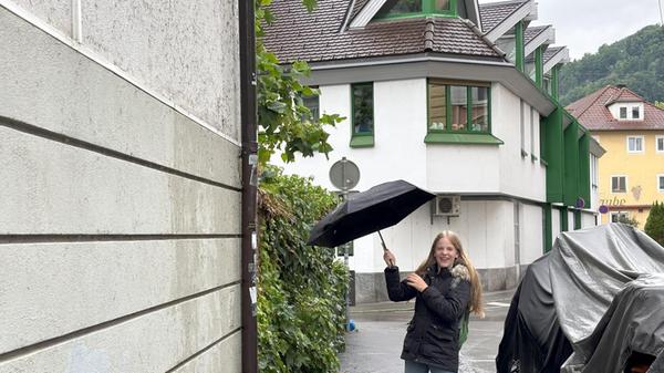 Aber in Bregenz ist es einfach, das Beste aus dem Wetter zu machen. Entweder mit Schirm...