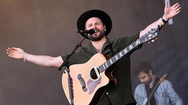 Von Sonntag, 13., bis Sonntag, 27. Juli, findet wieder das Open Air auf der Kulturinsel Wöhrmühle in Erlangen statt. Insgesamt stehen 14 Konzerte auf dem Programm. Wie sonst auch ist für jeden Geschmack etwas dabei. Nach dem Auftakt mit Klassik (13.7.) performen unter anderem die Mighty Oaks (17.7.), Max Herre & Joy Denalane (18.7.) und Alvaro Soler (20.7.). Zum Finale am 27. Juli heizen die Spider Murphy Gang und die Münchner Freiheit ein.