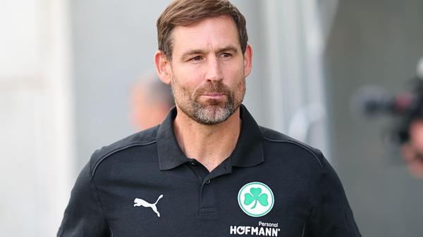 SpVgg Greuther Fürth - Hamburger SV3721.jpg