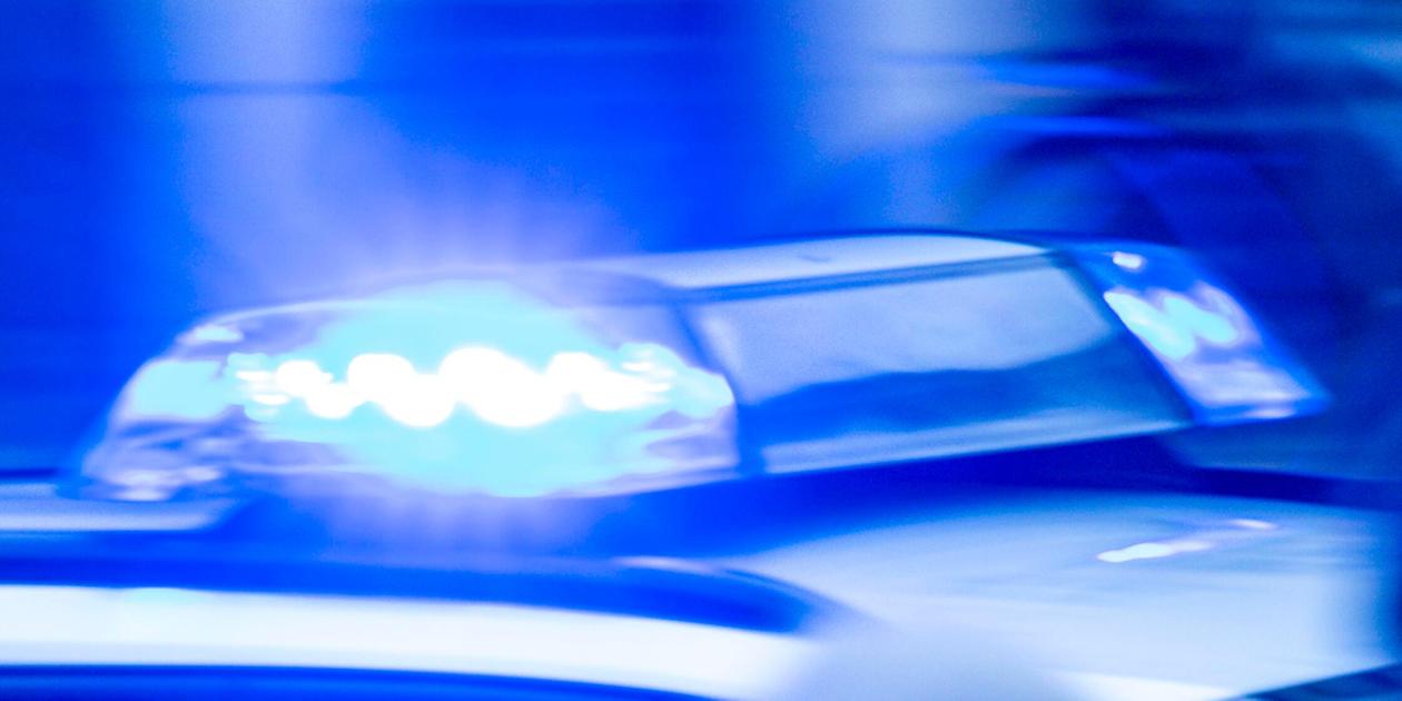 Perpetrator on the run: Driver ambushed and threatened with a firearm in ...