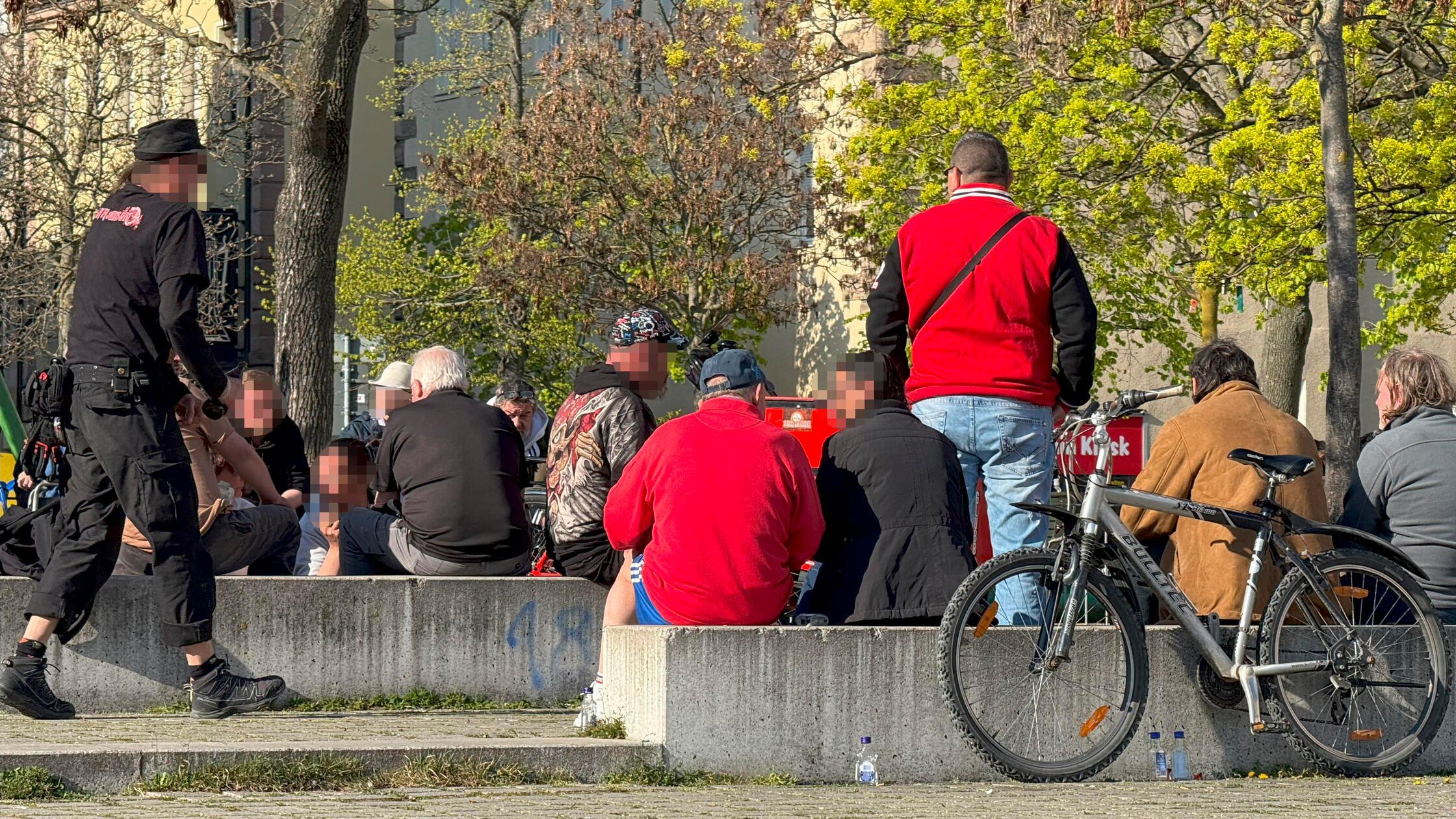 Trinker_hip_100425_01