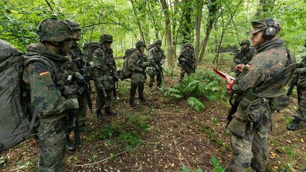 Grundausbildung beim Luftwaffenausbildungsbataillo