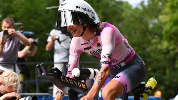 Die amtierende Ironman-Weltmeisterin Laura Philipp ging bei den Frauen als haushohe Favoritin ins Rennen ...
