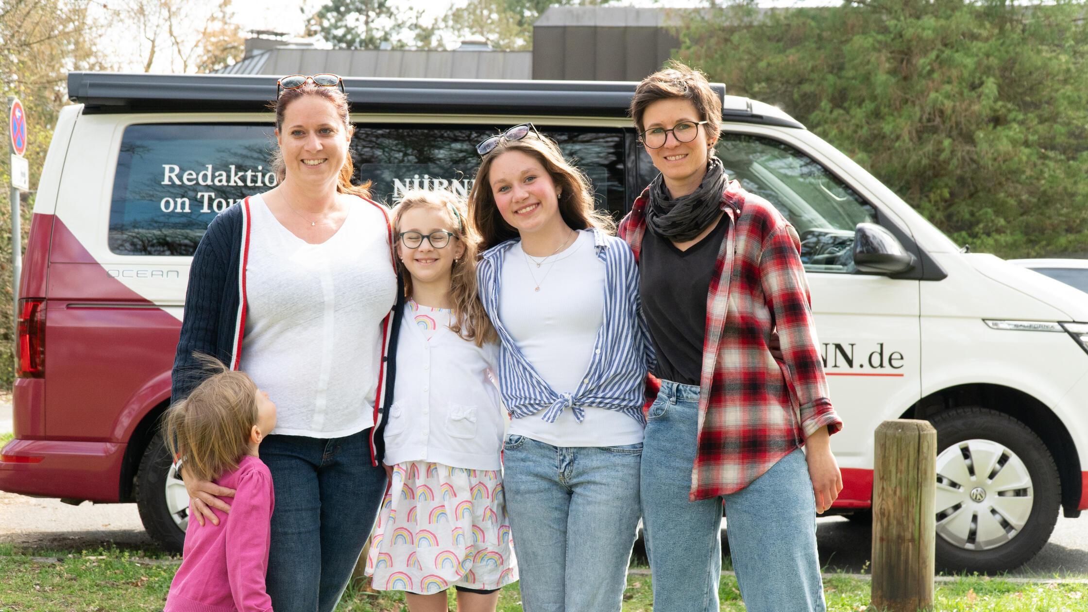 F-nf-Frauen-kein-Mann-Warum-eine-14-j-hrige-N-rnbergerin-so-stolz-auf-ihre-Familie-ist