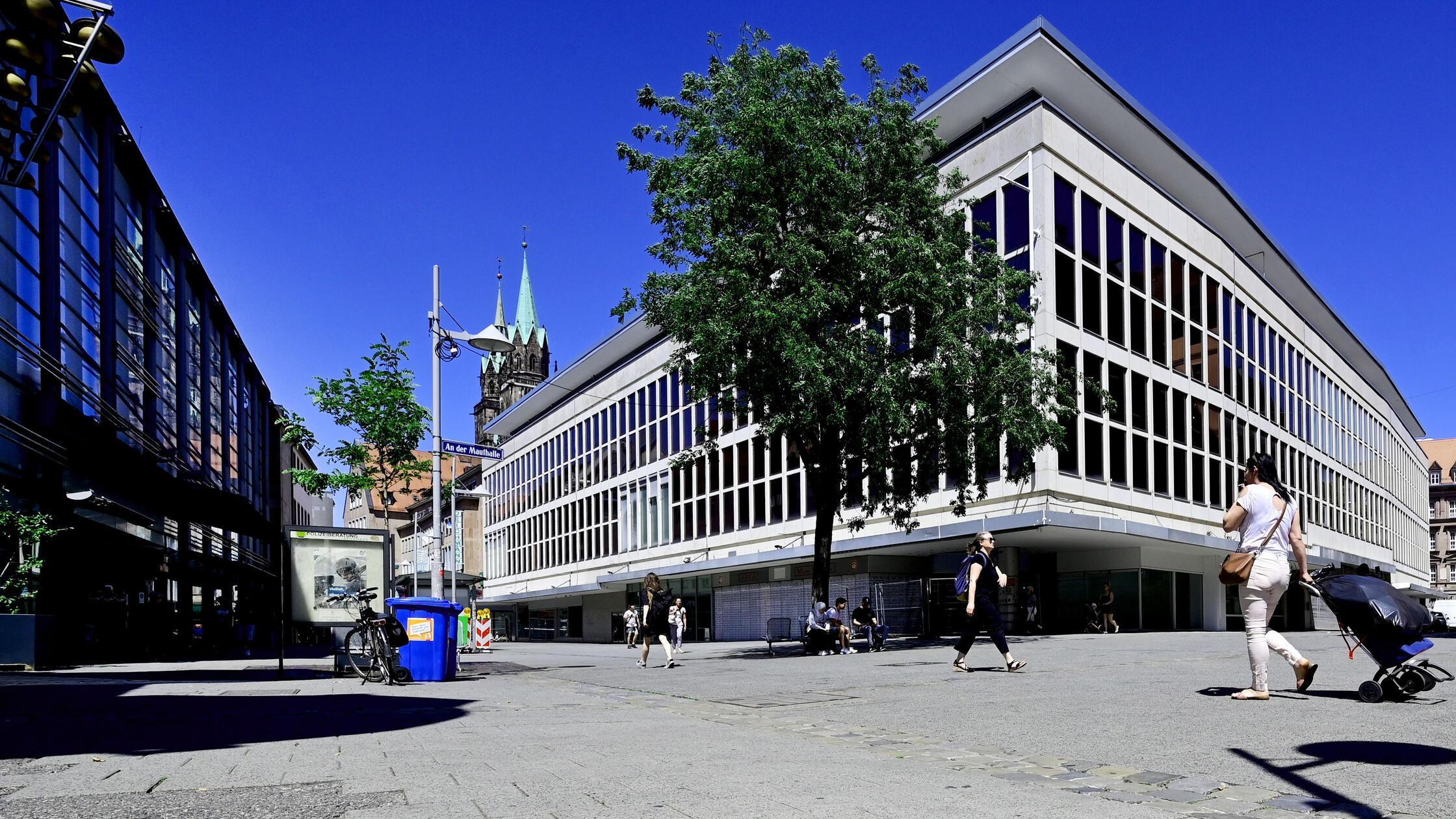 Ehemaliges Kaufhof Gebäude in der Pfannenschmiedsg