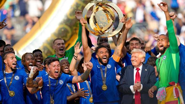 Reece James Chelsea FC, 24 haelt den FIFA Club Wor