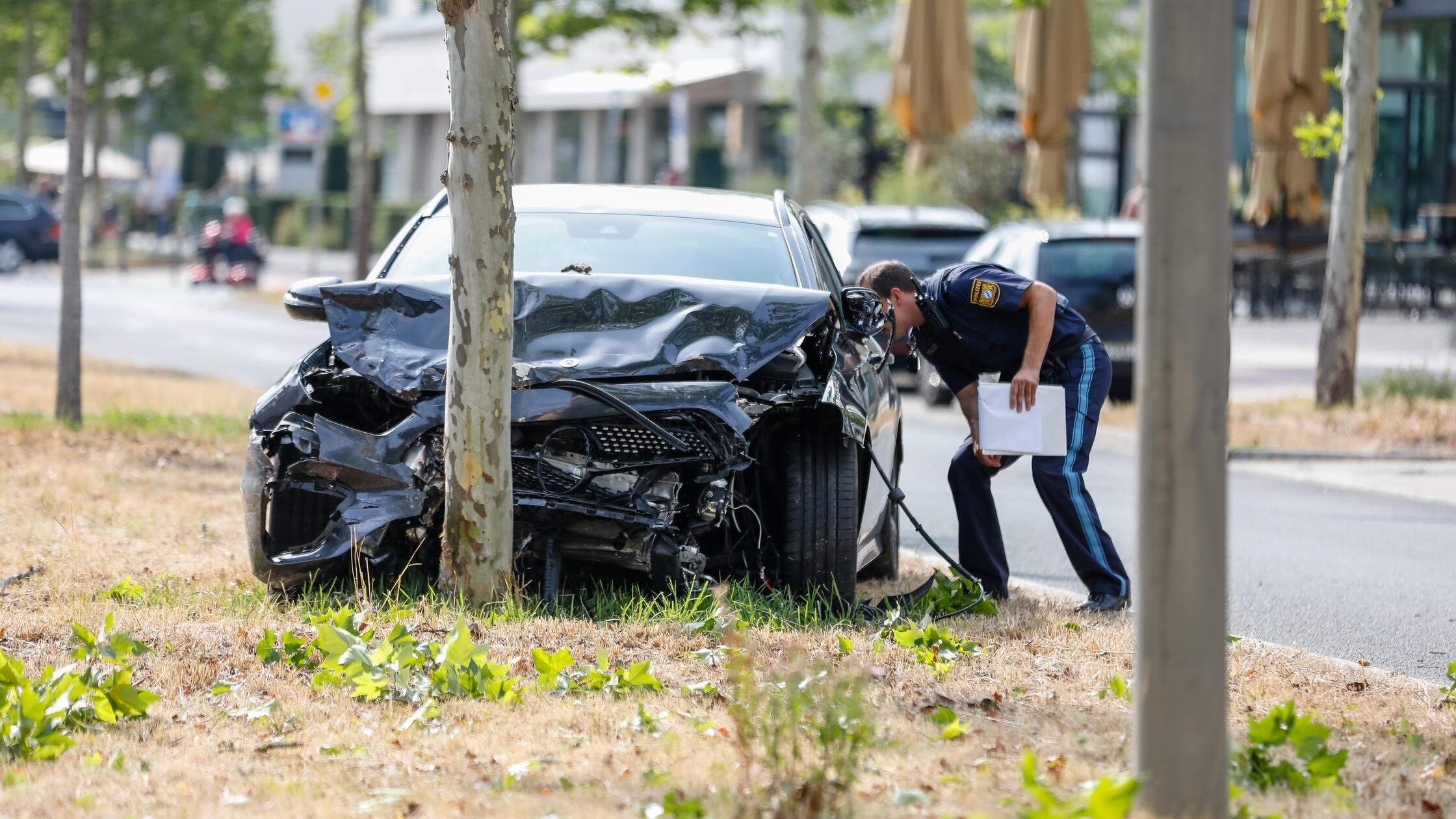 Nach Chaosfahrt: Spektakul&auml;re Senioren-Unf&auml;lle im Raum Erlangen werfen Fragen auf