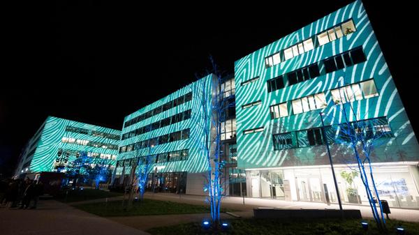 Das Lichterfest auf dem Siemens-Campus 2024. - Tol