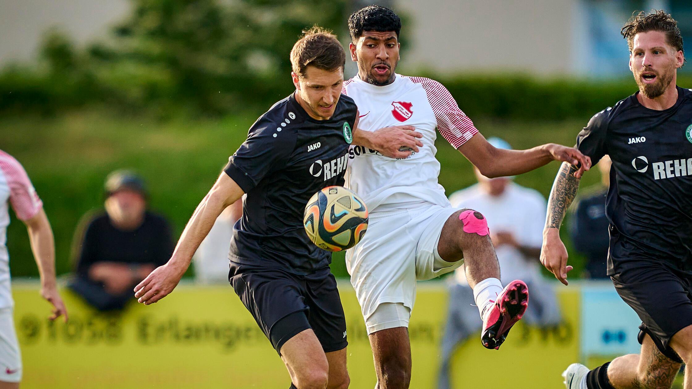 Geremi Pereras Transfer vom ATSV zum SC Eltersdorf: &bdquo;Ich hoffe, mir ist dort niemand b&ouml;se&ldquo;