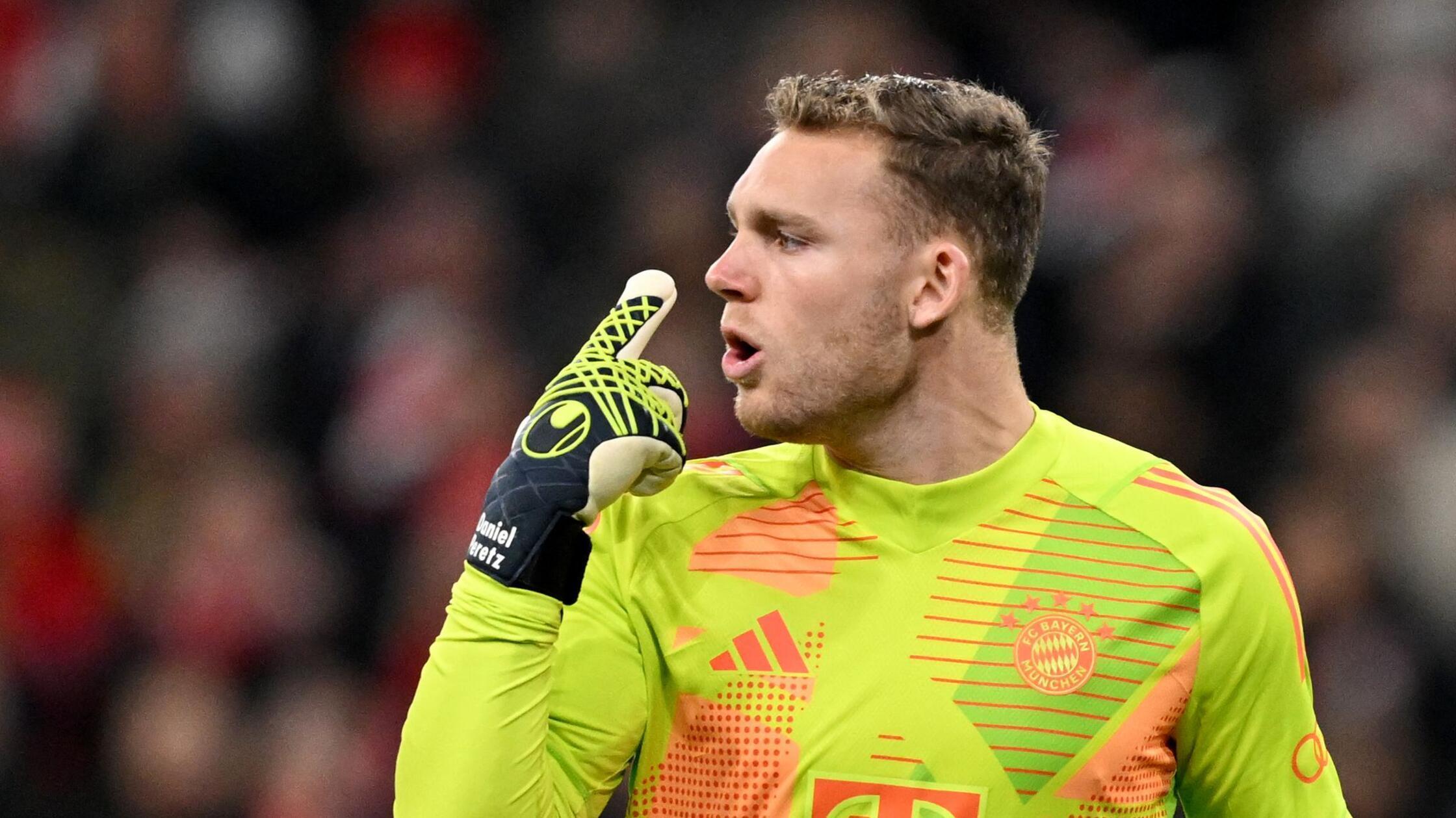 Medien: FC Bayern verleiht Ersatztorwart Peretz zum HSV