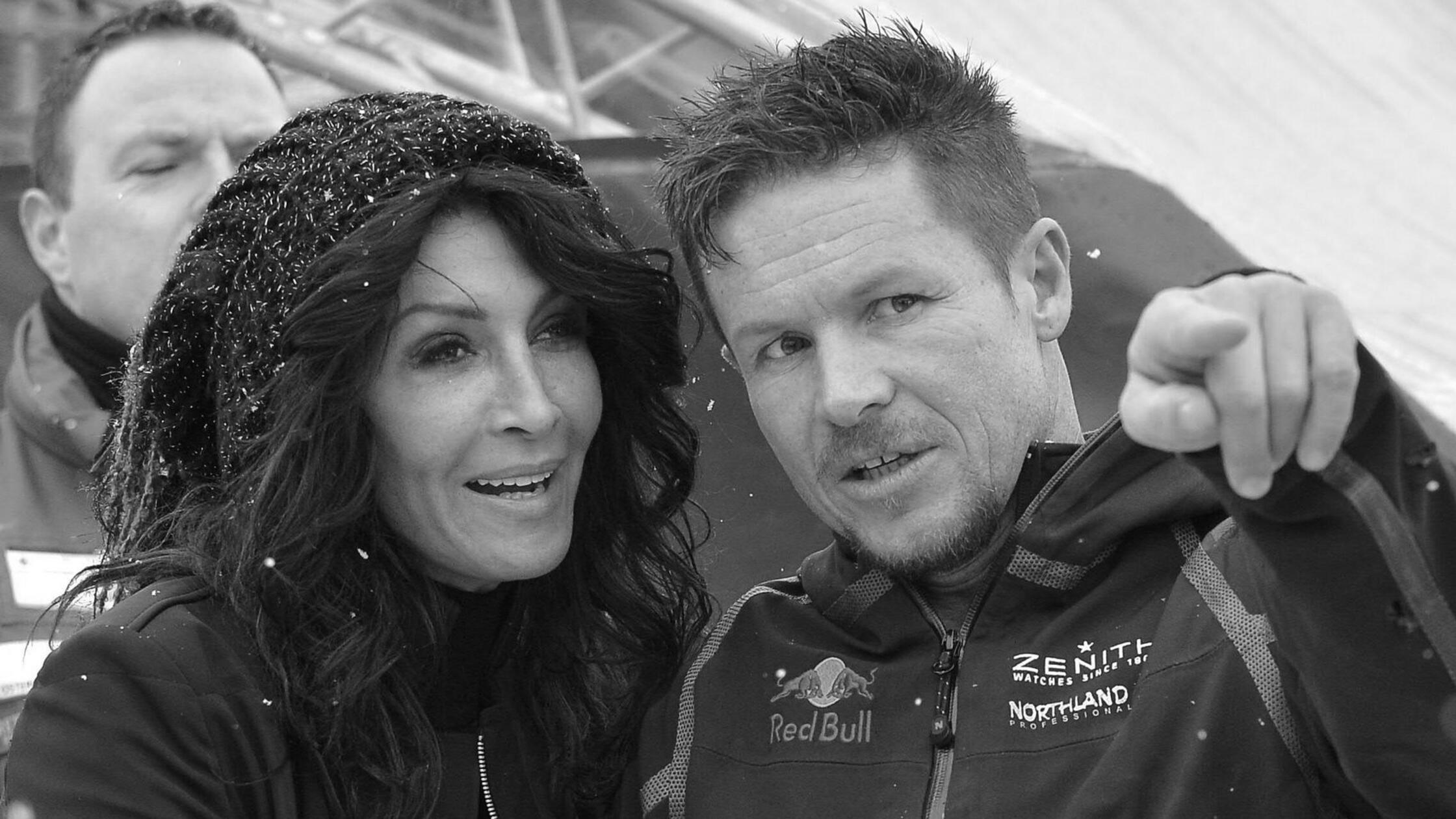 Freundin von Baumgartner filmte seinen Todesflug - Ermittler nennen neue Details zur Absturz-Ursache