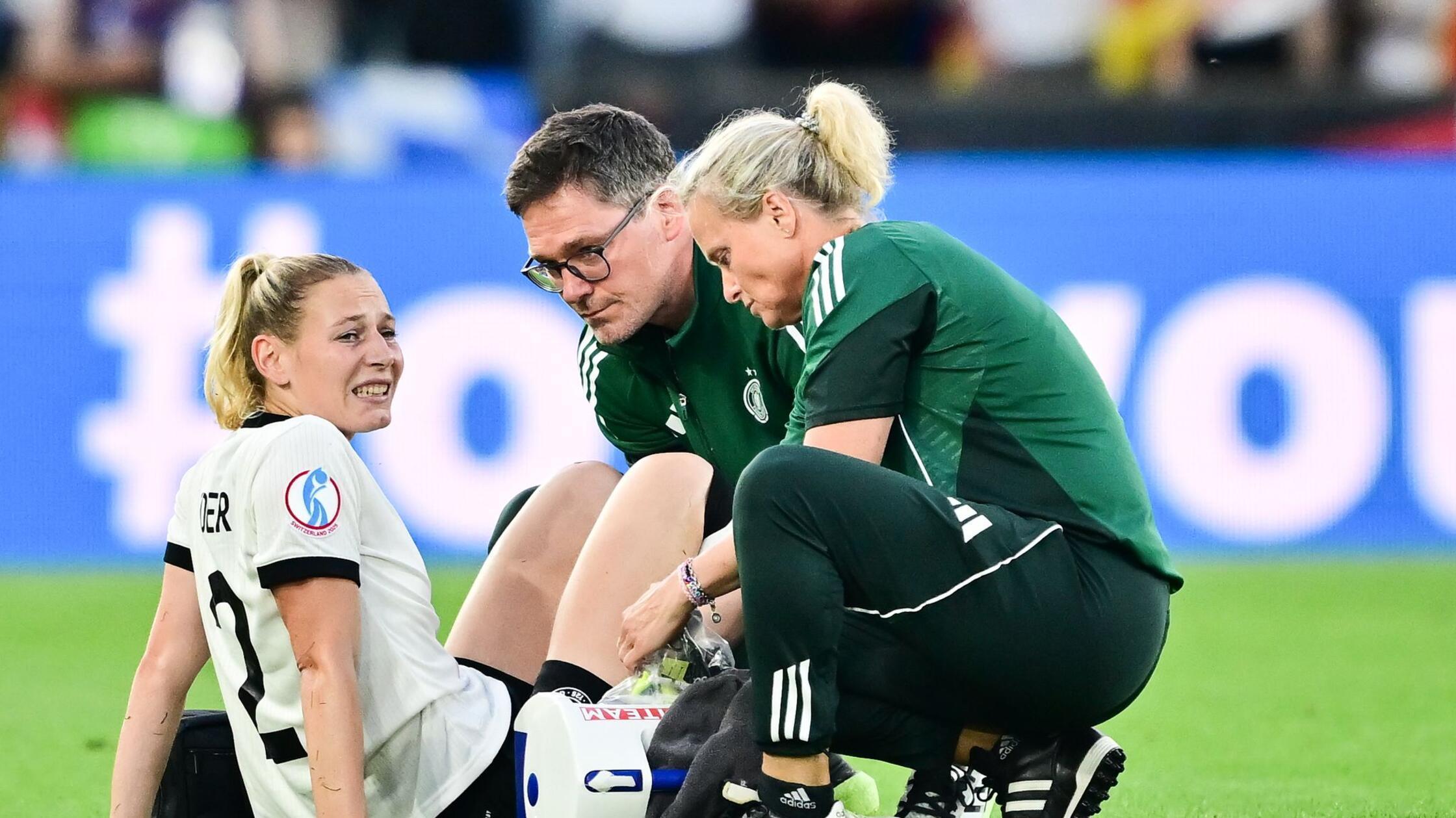 DFB-Team ohne verletzte Sarai Linder gegen Spanien