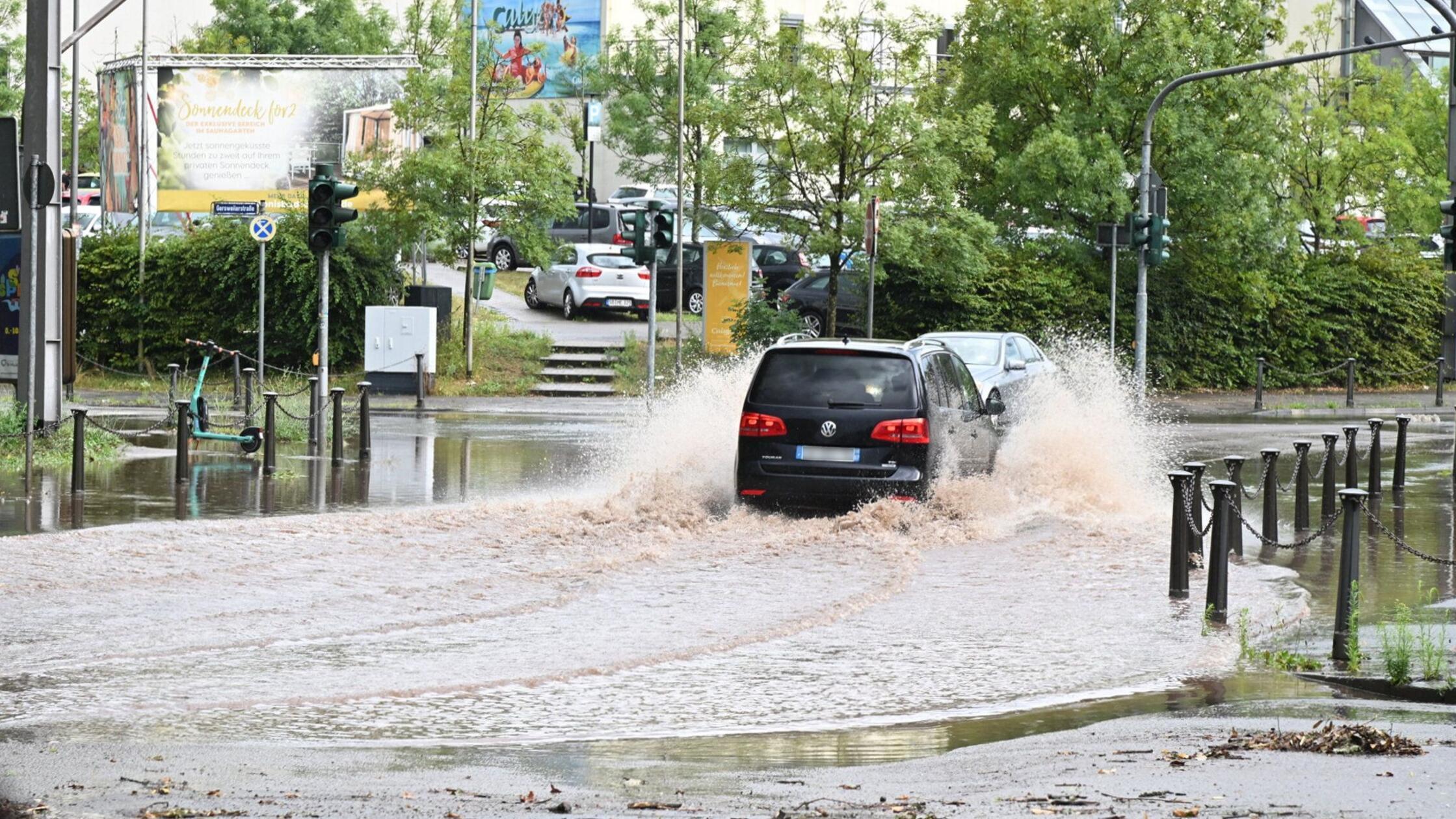 Wetterdienst warnt vor heftigem Regen