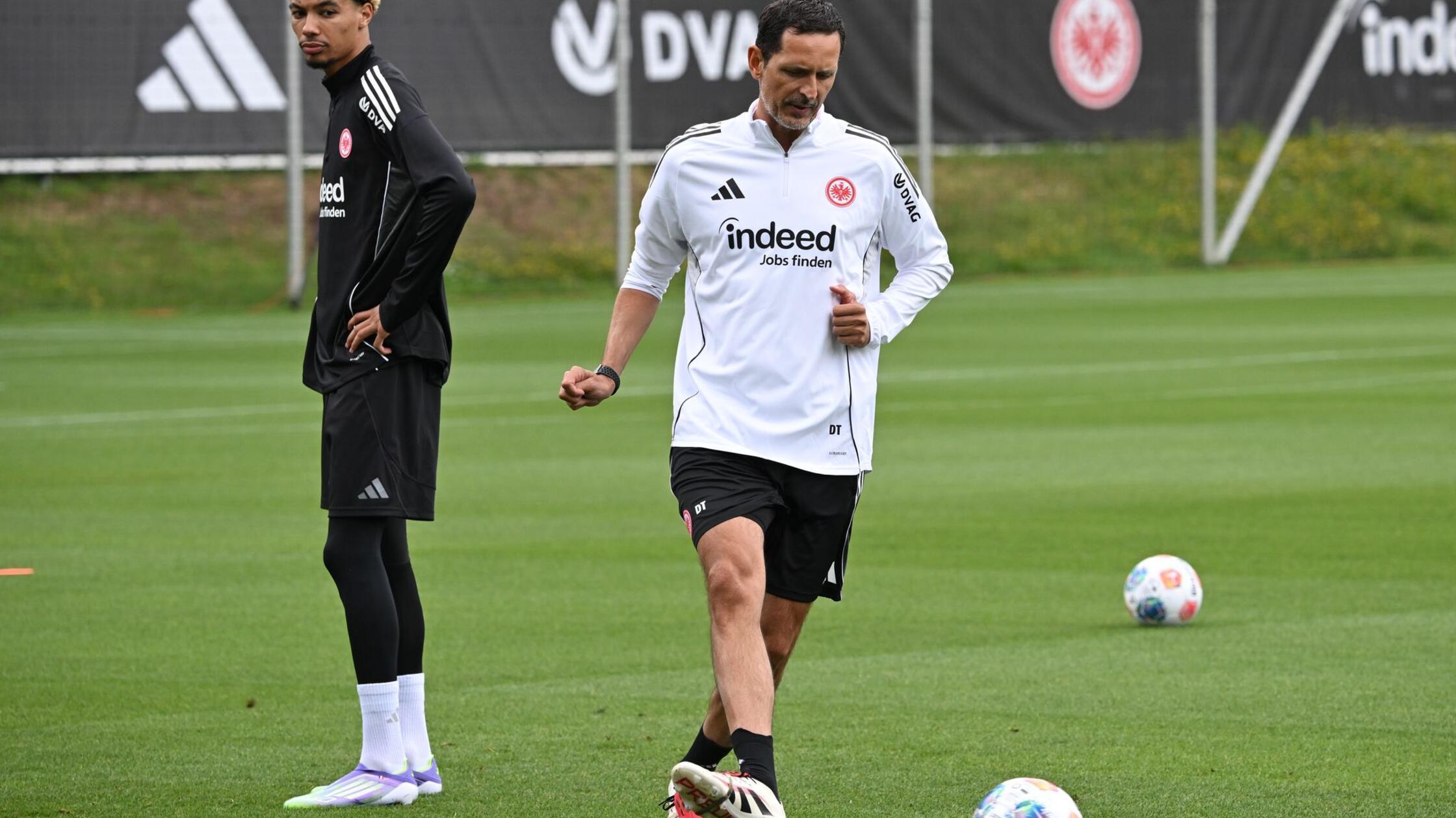 Frankfurt ohne Ekitiké in die USA - Transfer vor Vollzug