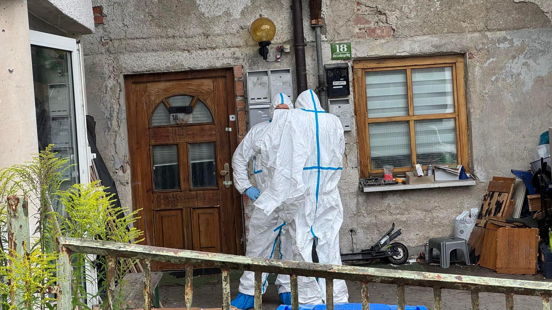 Dreifacher Mord im Bayerischen Wald: Täter meldet sich selbst bei Polizei - Nachbarn sagen aus