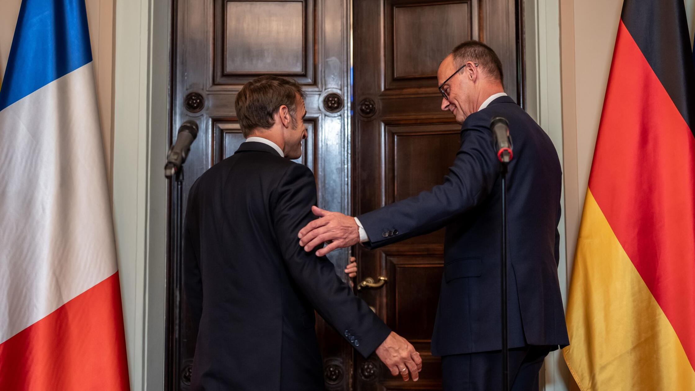 Merz und Macron wollen Rüstungsstreit bis Ende August lösen