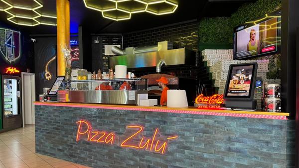 Hier gehen täglich bis zu 300 Pizzen über den Tresen, oft in nur rund 3 Stunden.