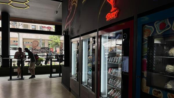 ... neben natürlich allerhand Softdrinks und Co.