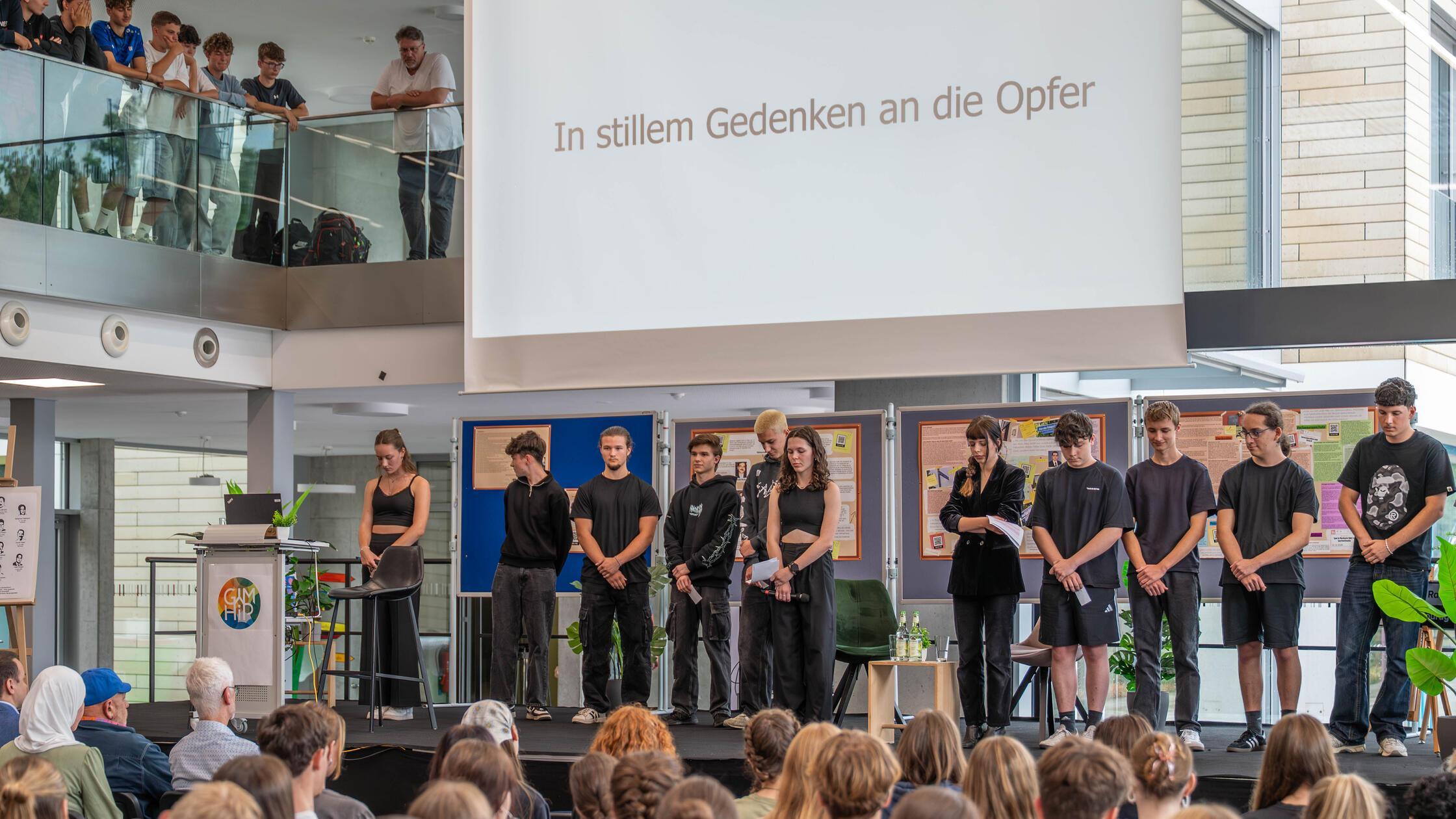 Das P-Seminar der elften Jahrgangsstufe präsentier