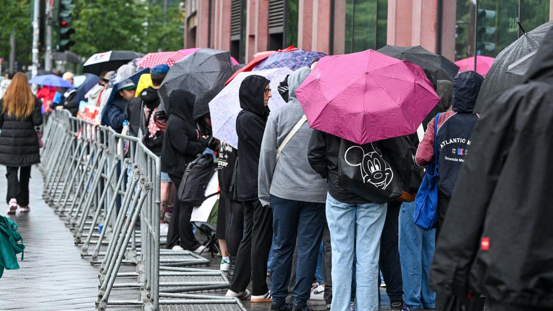 Ansturm auf Deutschlands ersten Labubu-Laden in Berlin