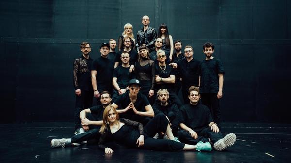 Die Jazzrausch Bigband bringt es auf 15 Mitglieder. Die Hausband des Clubs Harry Klein in München gastiert am Samstag, 30. August, im Nürnberger Serenadenhof. Ab 19.30 Uhr präsentiert die Formation ihr Programm "Bangers Only!" und damit viele knackige Rhythmen, die zum Tanzen animieren.