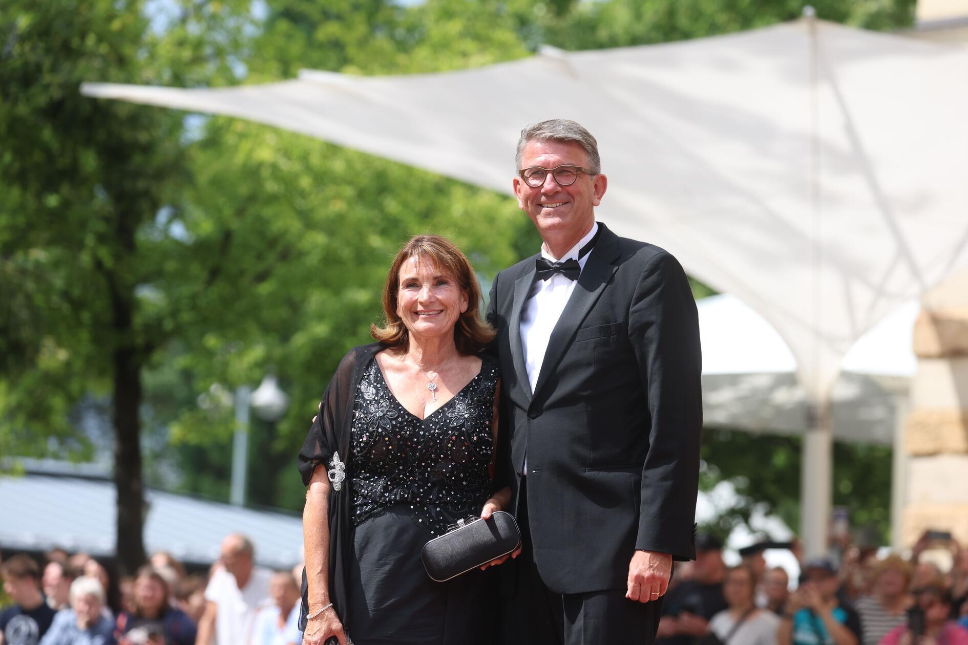 Wolfram Weimer, Staatsminister für Kultur und Medien, reiste mit seiner Frau Christiane Goetz-Weimer an.