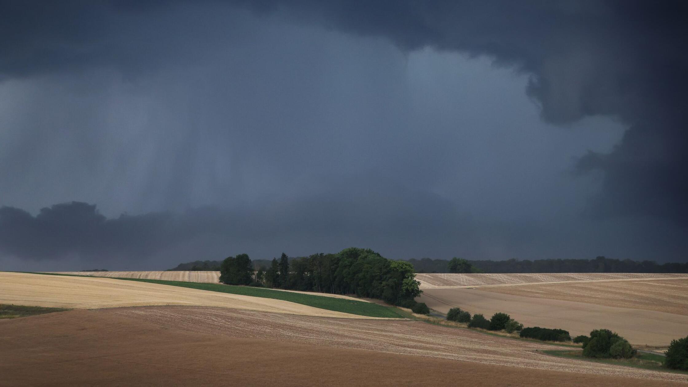 Bis zu 150 Liter Regen: DWD warnt vor Unwetter mit Starkregen in Bayern