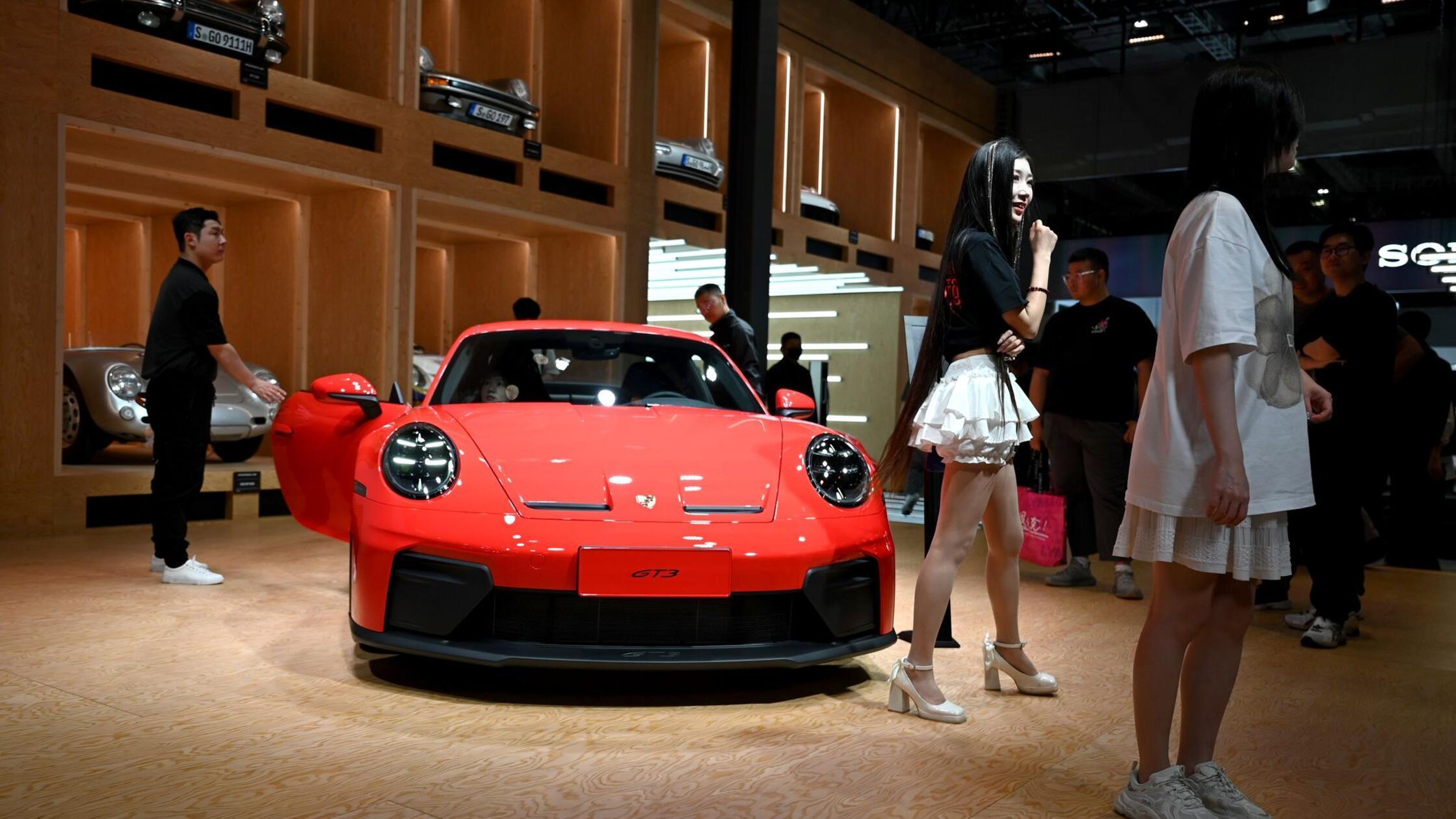 Neue Luxussteuer beschäftigt deutsche Autobauer in China