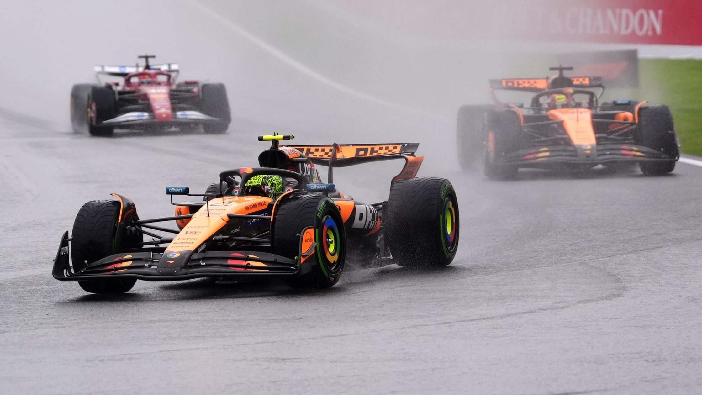 Wieder XXL-Wartezeit in Spa: Piastri siegt nach Regenchaos