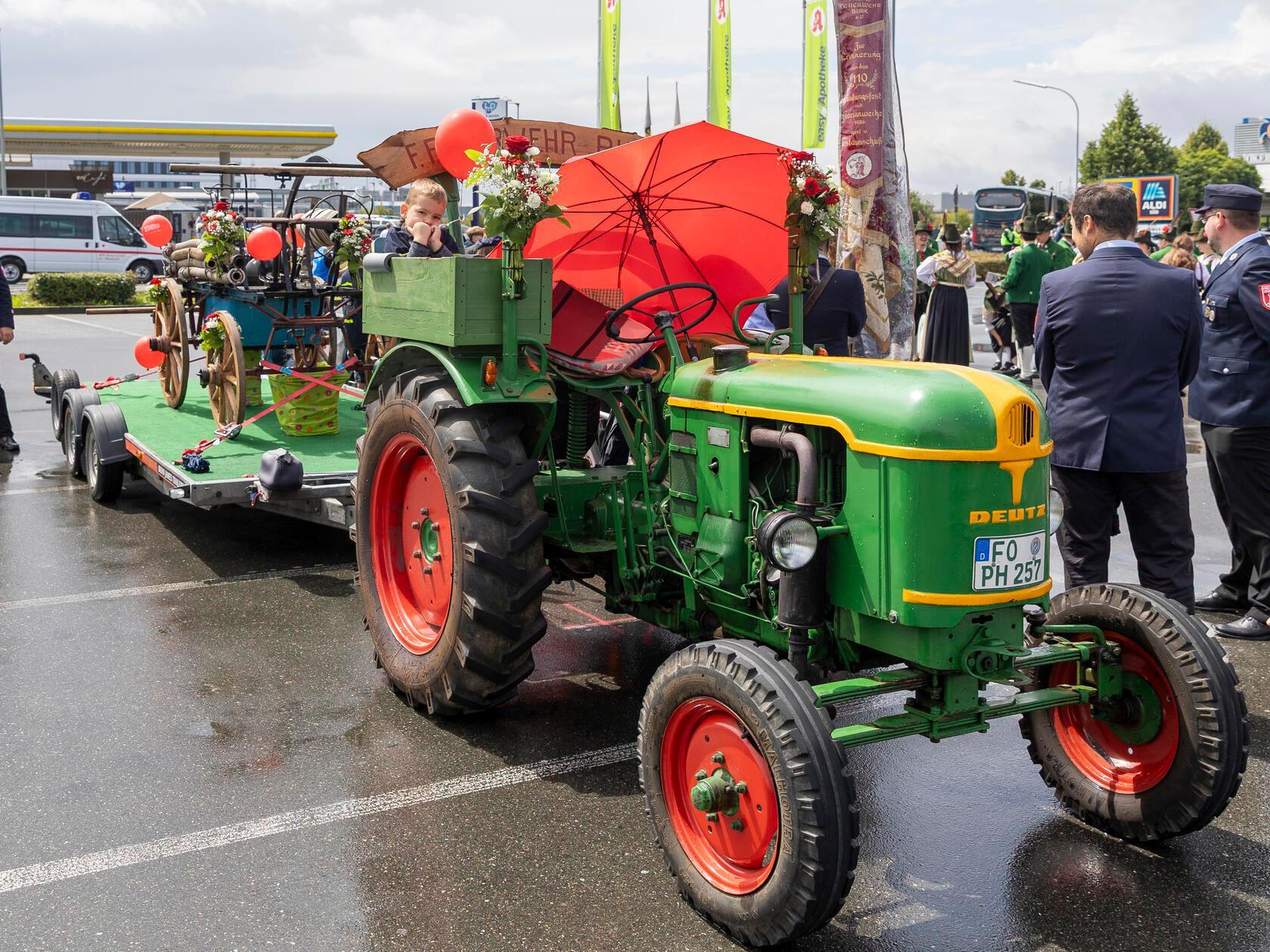 Tausende Mitwirkende beteiligten sich am Annafestzug 2025 in Forchheim - zu den Ehrengästen zählte Ministerpräsident Markus Söder.