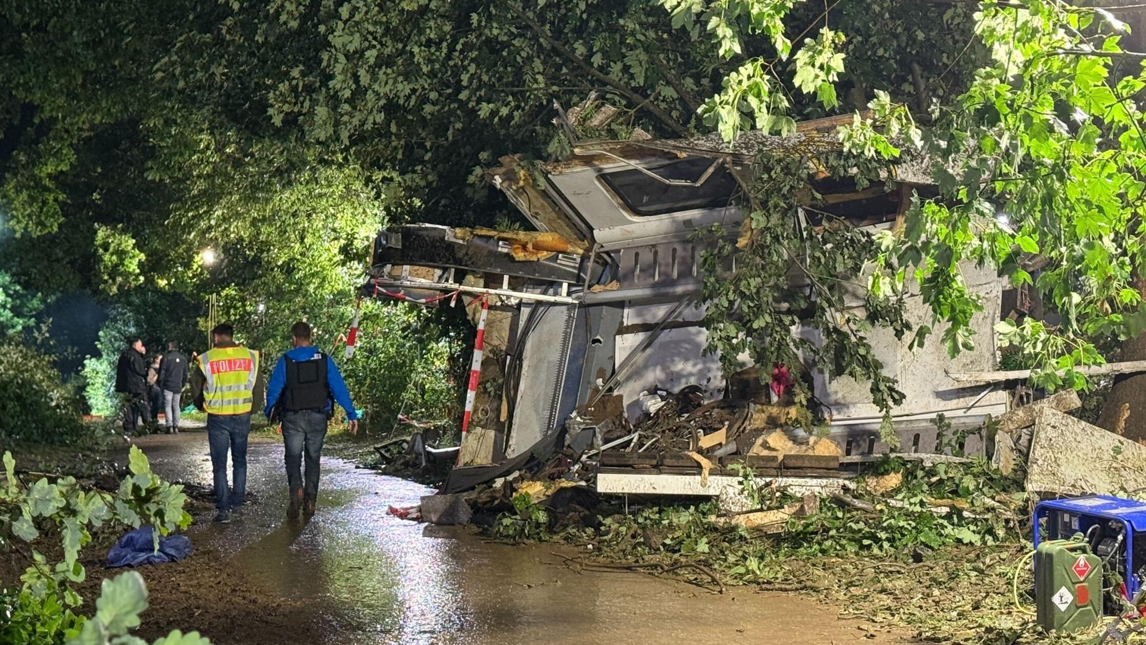 Nach Zugunglück im Südwesten laufen Ermittlungen zur Ursache
