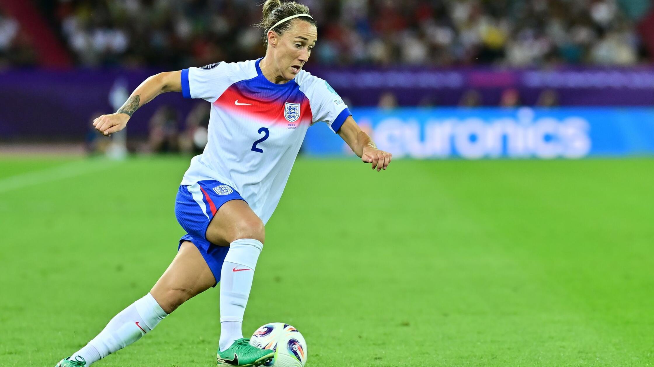 England-Europameisterin Bronze spielte mit Schienbeinbruch