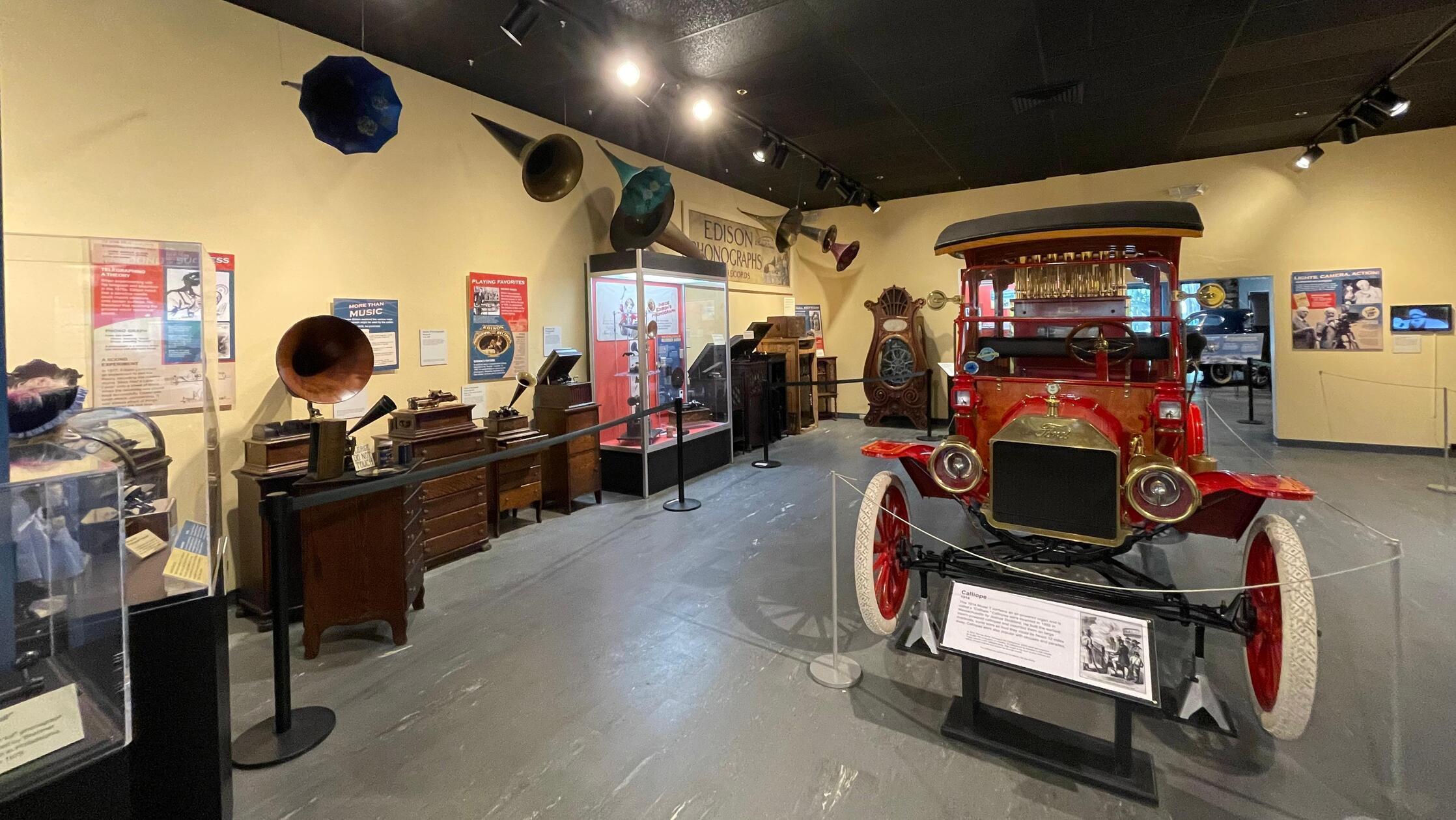 In einem Museum neben den Anwesen, sind einige Erfindungen der Pioniere im Originalzustand erhalten und ausgestellt.